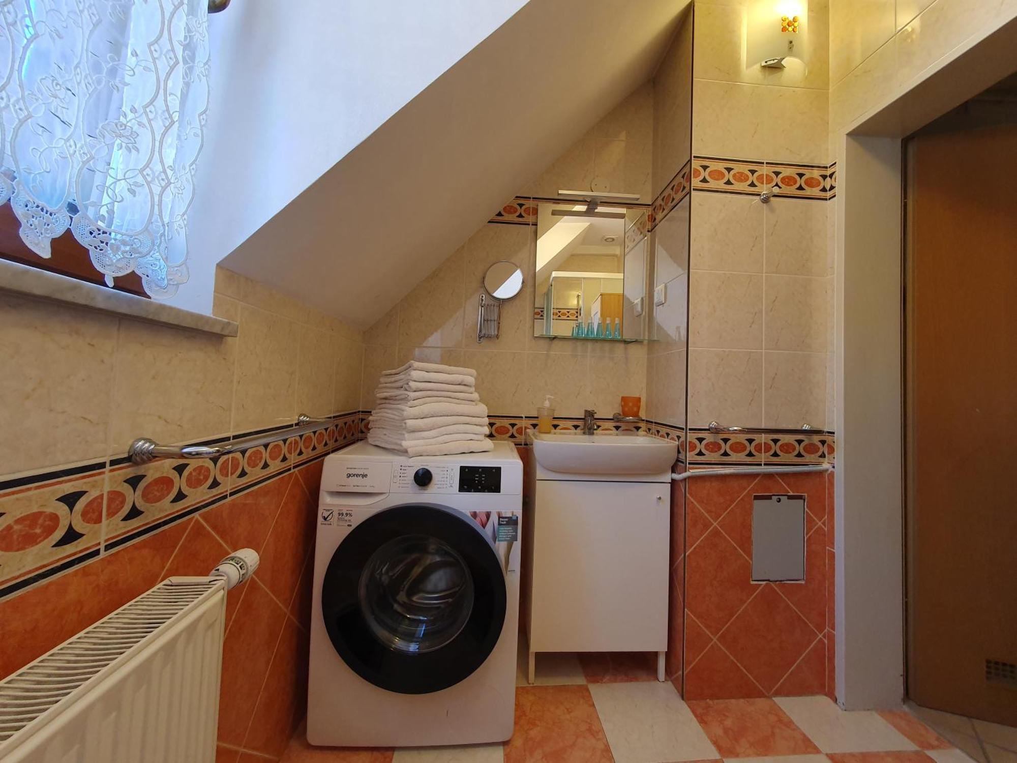 Spacious 2-Bedroom Apartment Zabjak With Ac Tour As Ljubljana Exterior photo