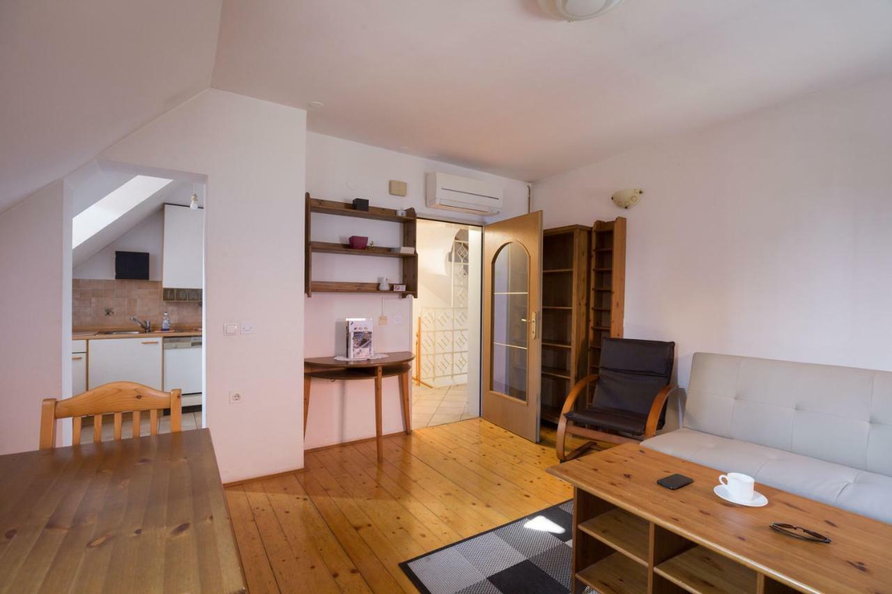 Spacious 2-Bedroom Apartment Zabjak With Ac Tour As Ljubljana Exterior photo